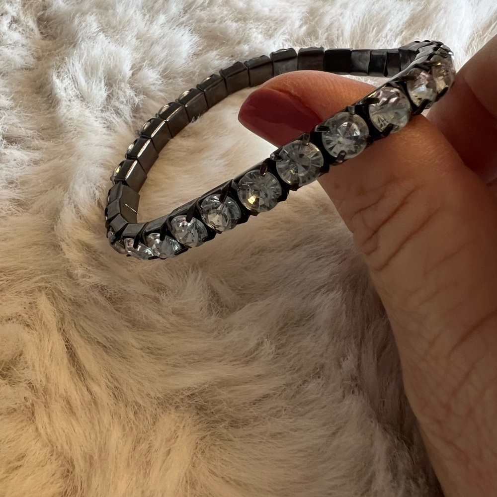 Silver and Black stretch Bracelet